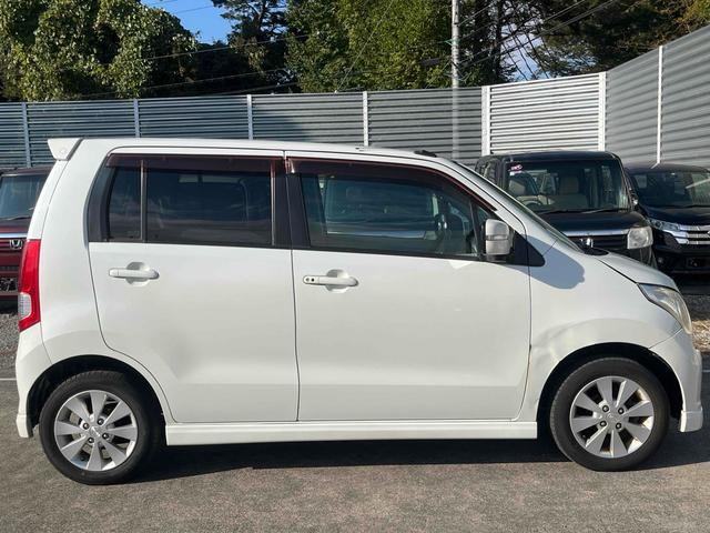 AZワゴン XSスペシャル スマートキー ベンチシート CVT 盗難防止システム ABS CD アルミホイール 衝突安全ボディ エアコン パワーステアリング パワーウィンドウ(14枚目)