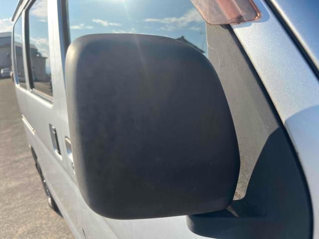 ハイゼットカーゴ 　４ＷＤ　軽バン　ＡＴ　両側スライドドア　アイドリングストップ　エアコン　パワーステアリング　パワーウィンドウ　運転席エアバッグ　助手席エアバッグ（21枚目）
