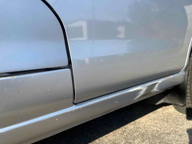 ハイゼットカーゴ 　４ＷＤ　軽バン　ＡＴ　両側スライドドア　アイドリングストップ　エアコン　パワーステアリング　パワーウィンドウ　運転席エアバッグ　助手席エアバッグ（25枚目）