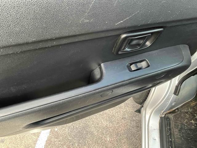 ハイゼットカーゴ 　４ＷＤ　軽バン　ＡＴ　両側スライドドア　アイドリングストップ　エアコン　パワーステアリング　パワーウィンドウ　運転席エアバッグ　助手席エアバッグ（41枚目）