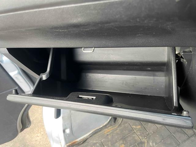 ハイゼットカーゴ 　４ＷＤ　軽バン　ＡＴ　両側スライドドア　アイドリングストップ　エアコン　パワーステアリング　パワーウィンドウ　運転席エアバッグ　助手席エアバッグ（45枚目）