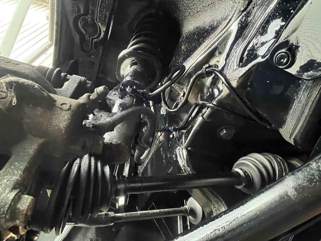 ハイゼットカーゴ 　４ＷＤ　軽バン　ＡＴ　両側スライドドア　アイドリングストップ　エアコン　パワーステアリング　パワーウィンドウ　運転席エアバッグ　助手席エアバッグ（52枚目）