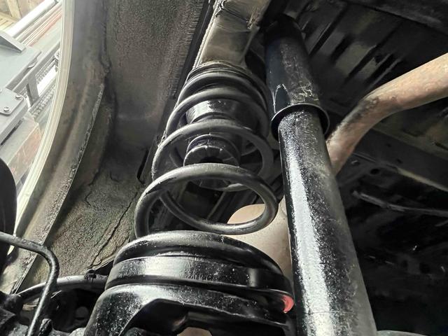 ハイゼットカーゴ 　４ＷＤ　軽バン　ＡＴ　両側スライドドア　アイドリングストップ　エアコン　パワーステアリング　パワーウィンドウ　運転席エアバッグ　助手席エアバッグ（65枚目）