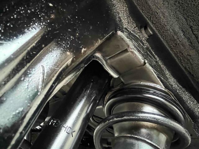 ハイゼットカーゴ 　４ＷＤ　軽バン　ＡＴ　両側スライドドア　アイドリングストップ　エアコン　パワーステアリング　パワーウィンドウ　運転席エアバッグ　助手席エアバッグ（72枚目）