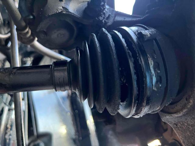 すぐにご来店頂けない場合や遠方にお住まいの方、車両状態の詳細が知りたい方はお気軽にご連絡下さい♪