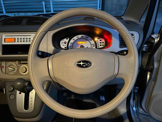 ステラ Ｌ　４ＷＤ　キーレスエントリー　電動格納ミラー　ベンチシート　ＣＶＴ　盗難防止システム　ＣＤ　アルミホイール　衝突安全ボディ　エアコン　パワーステアリング　パワーウィンドウ　運転席エアバッグ（3枚目）