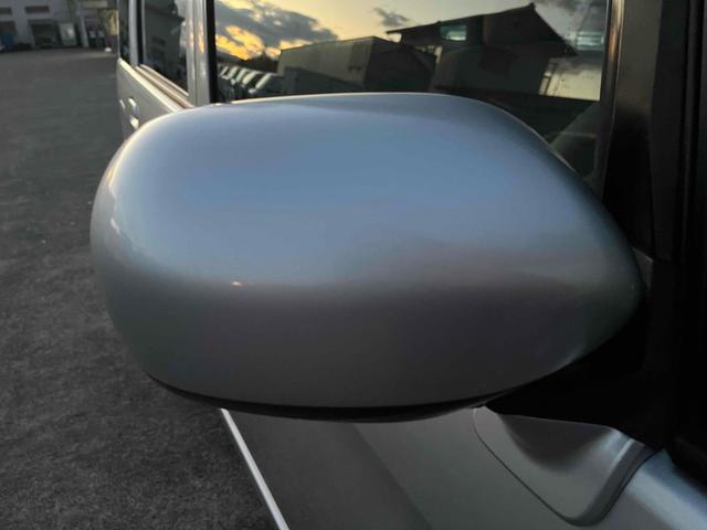 ステラ Ｌ　４ＷＤ　キーレスエントリー　電動格納ミラー　ベンチシート　ＣＶＴ　盗難防止システム　ＣＤ　アルミホイール　衝突安全ボディ　エアコン　パワーステアリング　パワーウィンドウ　運転席エアバッグ（22枚目）