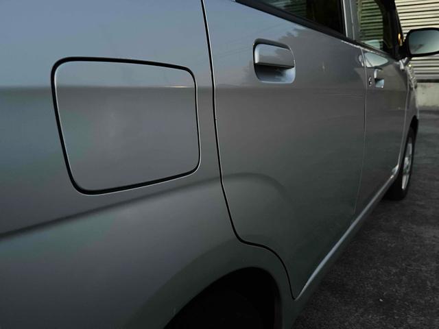 ステラ Ｌ　４ＷＤ　キーレスエントリー　電動格納ミラー　ベンチシート　ＣＶＴ　盗難防止システム　ＣＤ　アルミホイール　衝突安全ボディ　エアコン　パワーステアリング　パワーウィンドウ　運転席エアバッグ（27枚目）