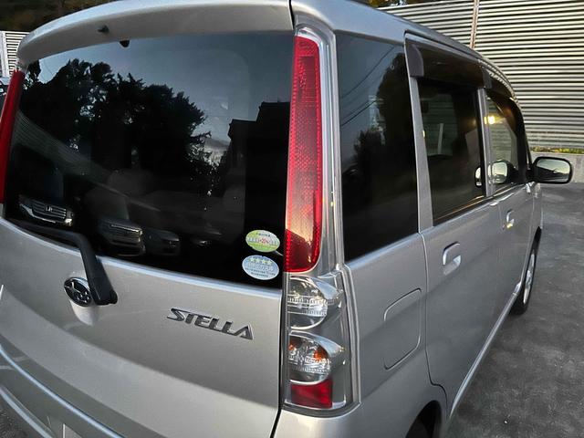 ステラ Ｌ　４ＷＤ　キーレスエントリー　電動格納ミラー　ベンチシート　ＣＶＴ　盗難防止システム　ＣＤ　アルミホイール　衝突安全ボディ　エアコン　パワーステアリング　パワーウィンドウ　運転席エアバッグ（29枚目）