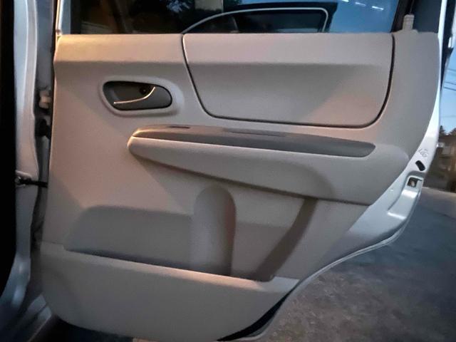 ステラ Ｌ　４ＷＤ　キーレスエントリー　電動格納ミラー　ベンチシート　ＣＶＴ　盗難防止システム　ＣＤ　アルミホイール　衝突安全ボディ　エアコン　パワーステアリング　パワーウィンドウ　運転席エアバッグ（38枚目）