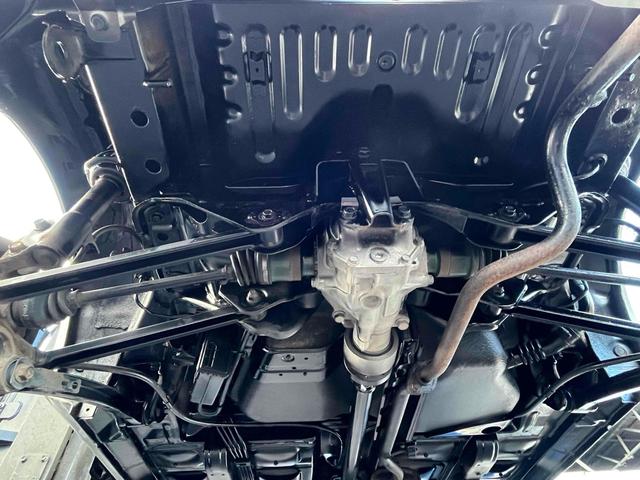 ステラ Ｌ　４ＷＤ　キーレスエントリー　電動格納ミラー　ベンチシート　ＣＶＴ　盗難防止システム　ＣＤ　アルミホイール　衝突安全ボディ　エアコン　パワーステアリング　パワーウィンドウ　運転席エアバッグ（46枚目）