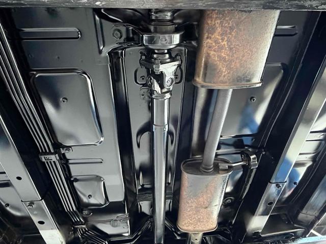 ステラ Ｌ　４ＷＤ　キーレスエントリー　電動格納ミラー　ベンチシート　ＣＶＴ　盗難防止システム　ＣＤ　アルミホイール　衝突安全ボディ　エアコン　パワーステアリング　パワーウィンドウ　運転席エアバッグ（47枚目）