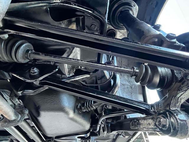 ステラ Ｌ　４ＷＤ　キーレスエントリー　電動格納ミラー　ベンチシート　ＣＶＴ　盗難防止システム　ＣＤ　アルミホイール　衝突安全ボディ　エアコン　パワーステアリング　パワーウィンドウ　運転席エアバッグ（71枚目）