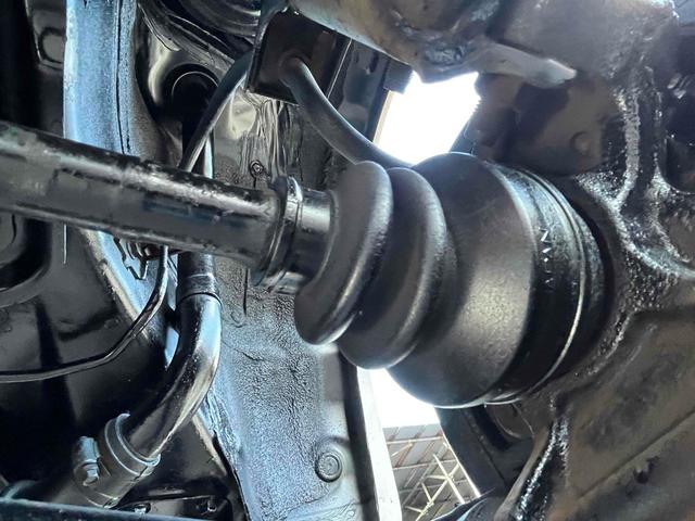 ステラ Ｌ　４ＷＤ　キーレスエントリー　電動格納ミラー　ベンチシート　ＣＶＴ　盗難防止システム　ＣＤ　アルミホイール　衝突安全ボディ　エアコン　パワーステアリング　パワーウィンドウ　運転席エアバッグ（72枚目）