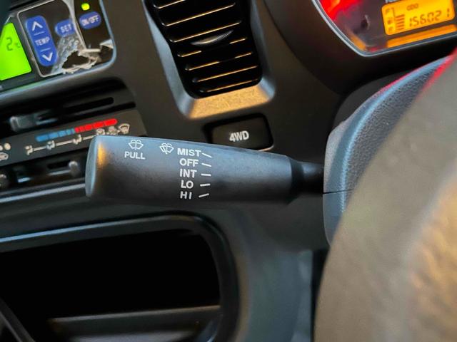 ハイゼットトラック 　４ＷＤ　ＭＴ　アルミホイール　エアコン　パワーウィンドウ　運転席エアバッグ（7枚目）