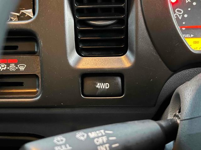 ハイゼットトラック 　４ＷＤ　ＭＴ　アルミホイール　エアコン　パワーウィンドウ　運転席エアバッグ（8枚目）