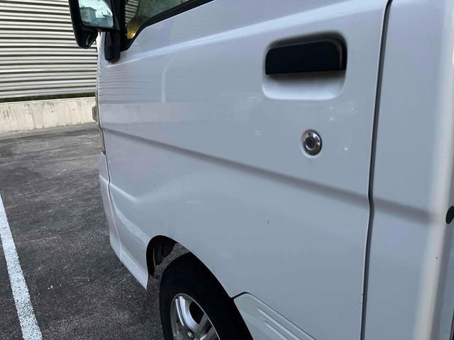 ハイゼットトラック 　４ＷＤ　ＭＴ　アルミホイール　エアコン　パワーウィンドウ　運転席エアバッグ（25枚目）