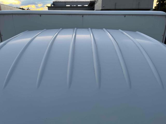 ハイゼットトラック 　４ＷＤ　ＭＴ　アルミホイール　エアコン　パワーウィンドウ　運転席エアバッグ（30枚目）