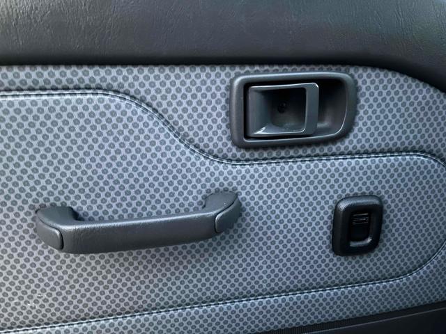 ハイゼットトラック 　４ＷＤ　ＭＴ　アルミホイール　エアコン　パワーウィンドウ　運転席エアバッグ（41枚目）