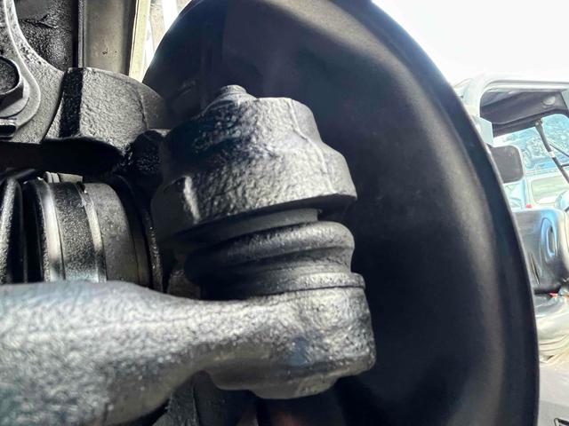 ハイゼットトラック 　４ＷＤ　ＭＴ　アルミホイール　エアコン　パワーウィンドウ　運転席エアバッグ（59枚目）