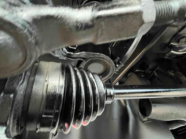 ハイゼットトラック 　４ＷＤ　ＭＴ　アルミホイール　エアコン　パワーウィンドウ　運転席エアバッグ（64枚目）