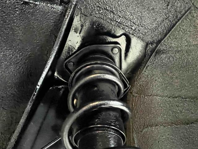 ハイゼットトラック 　４ＷＤ　ＭＴ　アルミホイール　エアコン　パワーウィンドウ　運転席エアバッグ（67枚目）