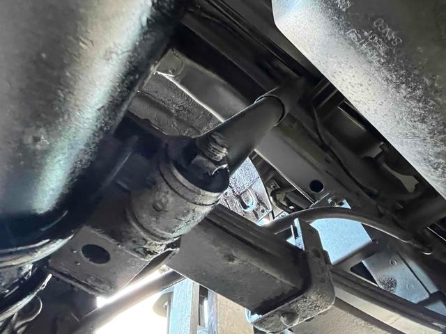 ハイゼットトラック 　４ＷＤ　ＭＴ　アルミホイール　エアコン　パワーウィンドウ　運転席エアバッグ（69枚目）