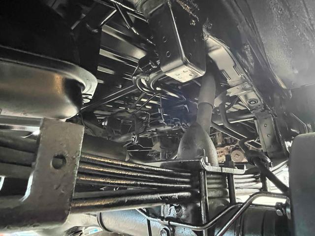ハイゼットトラック 　４ＷＤ　ＭＴ　アルミホイール　エアコン　パワーウィンドウ　運転席エアバッグ（71枚目）