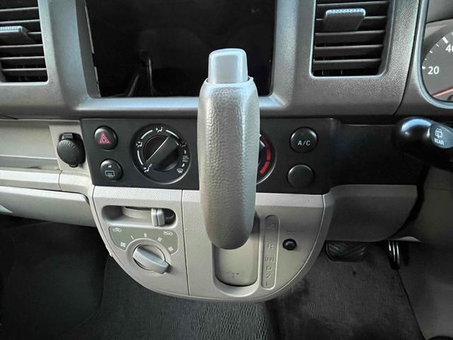 エブリイ ＰＡ　４ＷＤ　ＡＴ　両側スライドドア　エアコン　パワーステアリング　運転席エアバッグ　助手席エアバッグ（7枚目）