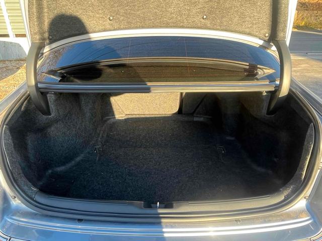 ヌエラ 　ドライブレコーダー　ＥＴＣ　バックカメラ　ナビ　アルミホイール　オートライト　ＡＴ　シートヒーター　電動格納ミラー　ＣＤ　ミュージックプレイヤー接続可　エアコン　パワーウィンドウ　運転席エアバッグ（19枚目）