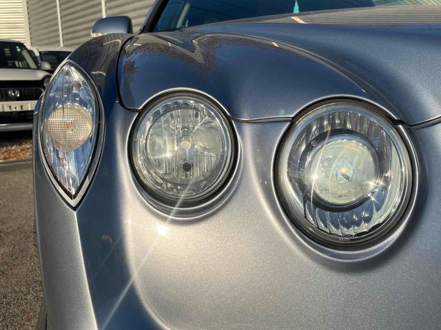 ヌエラ 　ドライブレコーダー　ＥＴＣ　バックカメラ　ナビ　アルミホイール　オートライト　ＡＴ　シートヒーター　電動格納ミラー　ＣＤ　ミュージックプレイヤー接続可　エアコン　パワーウィンドウ　運転席エアバッグ（22枚目）