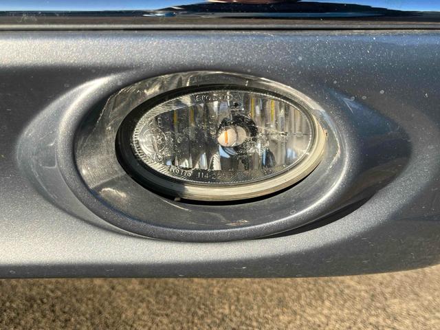 ヌエラ 　ドライブレコーダー　ＥＴＣ　バックカメラ　ナビ　アルミホイール　オートライト　ＡＴ　シートヒーター　電動格納ミラー　ＣＤ　ミュージックプレイヤー接続可　エアコン　パワーウィンドウ　運転席エアバッグ（25枚目）