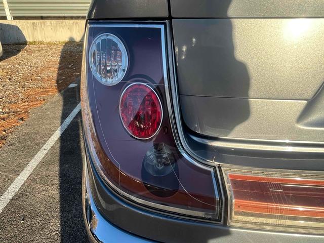 ヌエラ 　ドライブレコーダー　ＥＴＣ　バックカメラ　ナビ　アルミホイール　オートライト　ＡＴ　シートヒーター　電動格納ミラー　ＣＤ　ミュージックプレイヤー接続可　エアコン　パワーウィンドウ　運転席エアバッグ（32枚目）