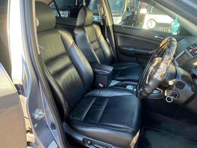 ヌエラ 　ドライブレコーダー　ＥＴＣ　バックカメラ　ナビ　アルミホイール　オートライト　ＡＴ　シートヒーター　電動格納ミラー　ＣＤ　ミュージックプレイヤー接続可　エアコン　パワーウィンドウ　運転席エアバッグ（44枚目）