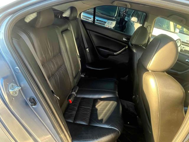 ヌエラ 　ドライブレコーダー　ＥＴＣ　バックカメラ　ナビ　アルミホイール　オートライト　ＡＴ　シートヒーター　電動格納ミラー　ＣＤ　ミュージックプレイヤー接続可　エアコン　パワーウィンドウ　運転席エアバッグ（45枚目）