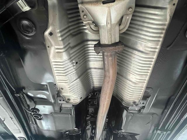 ヌエラ 　ドライブレコーダー　ＥＴＣ　バックカメラ　ナビ　アルミホイール　オートライト　ＡＴ　シートヒーター　電動格納ミラー　ＣＤ　ミュージックプレイヤー接続可　エアコン　パワーウィンドウ　運転席エアバッグ（56枚目）