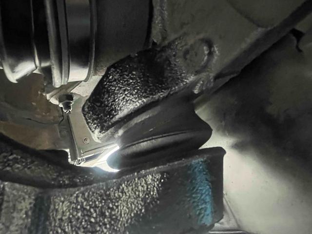 ヌエラ 　ドライブレコーダー　ＥＴＣ　バックカメラ　ナビ　アルミホイール　オートライト　ＡＴ　シートヒーター　電動格納ミラー　ＣＤ　ミュージックプレイヤー接続可　エアコン　パワーウィンドウ　運転席エアバッグ（72枚目）