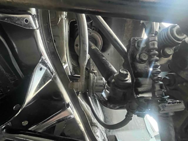 ヌエラ 　ドライブレコーダー　ＥＴＣ　バックカメラ　ナビ　アルミホイール　オートライト　ＡＴ　シートヒーター　電動格納ミラー　ＣＤ　ミュージックプレイヤー接続可　エアコン　パワーウィンドウ　運転席エアバッグ（75枚目）