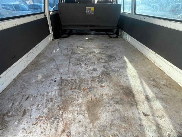 ブローニィバン スライドドア エアコン パワーウィンドウ 運転席エアバッグ(25枚目)