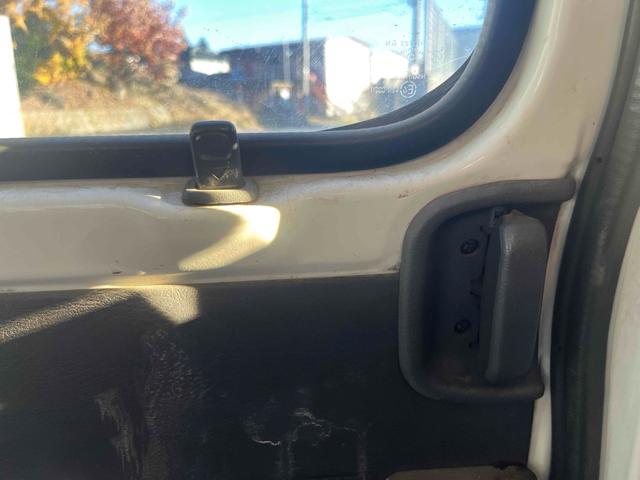 ブローニィバン スライドドア エアコン パワーウィンドウ 運転席エアバッグ(28枚目)