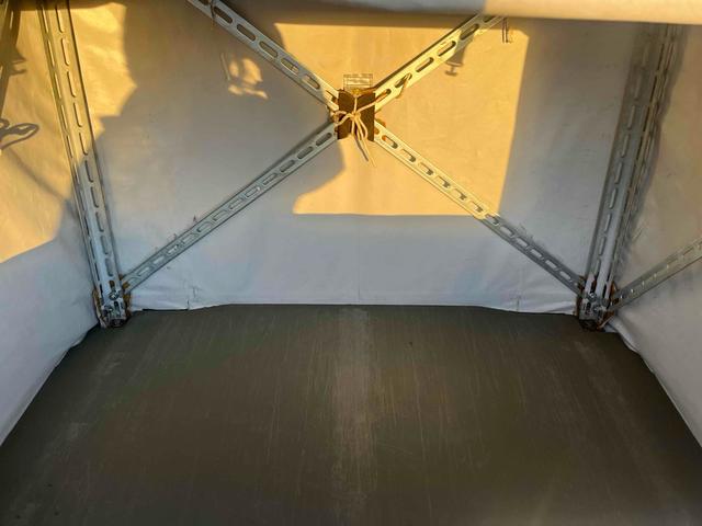 ハイゼットカーゴ 　４ＷＤ　軽バン　ＡＴ　ＥＴＣ　両側スライドドア　エアコン　パワーウィンドウ　運転席エアバッグ　助手席エアバッグ　ＣＤ（19枚目）