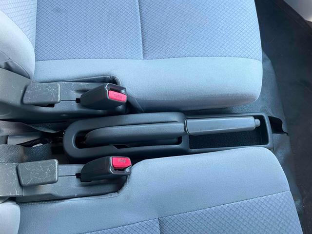 ハイゼットカーゴ 　４ＷＤ　軽バン　ＡＴ　ＥＴＣ　両側スライドドア　エアコン　パワーウィンドウ　運転席エアバッグ　助手席エアバッグ　ＣＤ（26枚目）