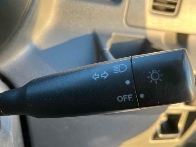 ハイゼットカーゴ 　４ＷＤ　軽バン　ＡＴ　ＥＴＣ　両側スライドドア　エアコン　パワーウィンドウ　運転席エアバッグ　助手席エアバッグ　ＣＤ（30枚目）