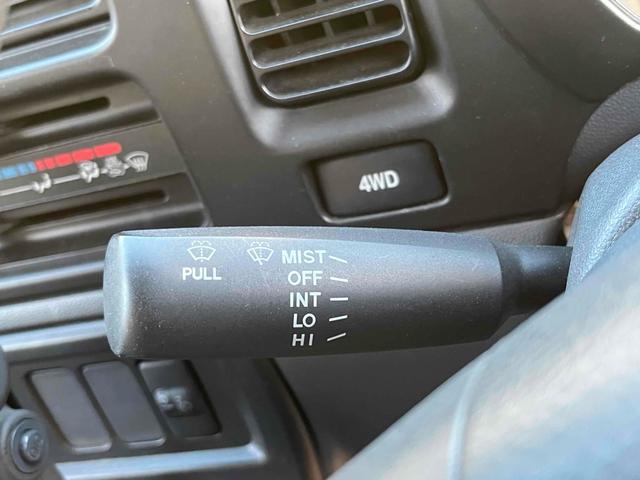 ハイゼットカーゴ 　４ＷＤ　軽バン　ＡＴ　ＥＴＣ　両側スライドドア　エアコン　パワーウィンドウ　運転席エアバッグ　助手席エアバッグ　ＣＤ（31枚目）