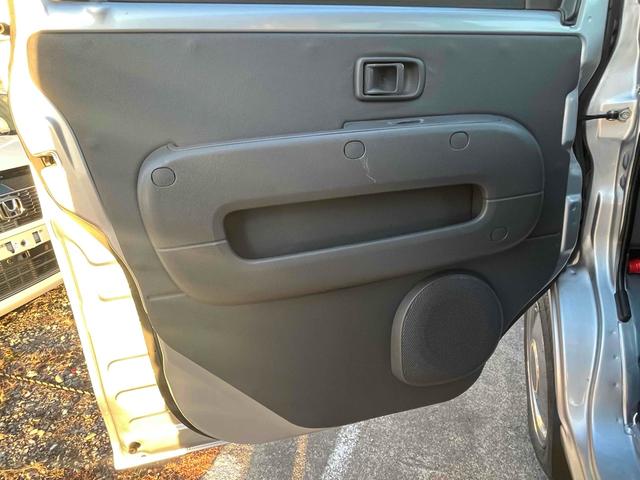 ハイゼットカーゴ 　４ＷＤ　軽バン　ＡＴ　ＥＴＣ　両側スライドドア　エアコン　パワーウィンドウ　運転席エアバッグ　助手席エアバッグ　ＣＤ（39枚目）