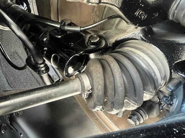 ハイゼットカーゴ 　４ＷＤ　軽バン　ＡＴ　ＥＴＣ　両側スライドドア　エアコン　パワーウィンドウ　運転席エアバッグ　助手席エアバッグ　ＣＤ（62枚目）