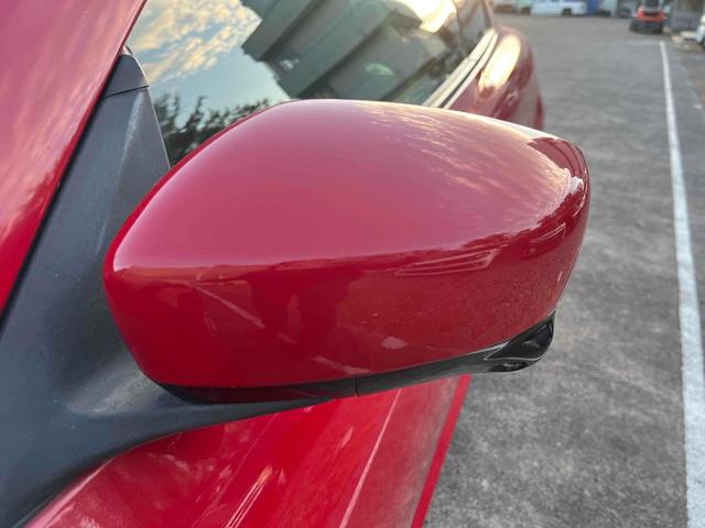 スカイライン ３７０ＧＴ　タイプＰ　ＥＴＣ　バックカメラ　オートクルーズコントロール　ＡＴ　オートライト　ＨＩＤ　スマートキー　電動格納ミラー　シートヒーター　アルミホイール　パワーシート　盗難防止システム　衝突安全ボディ　ＡＢＳ（24枚目）