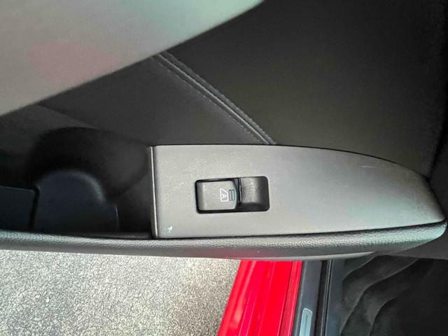 スカイライン ３７０ＧＴ　タイプＰ　ＥＴＣ　バックカメラ　オートクルーズコントロール　ＡＴ　オートライト　ＨＩＤ　スマートキー　電動格納ミラー　シートヒーター　アルミホイール　パワーシート　盗難防止システム　衝突安全ボディ　ＡＢＳ（44枚目）