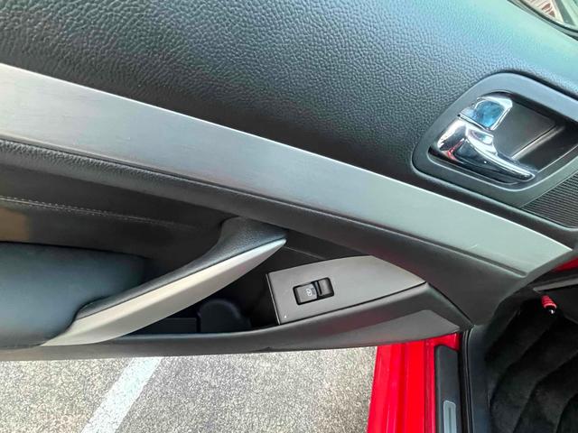 スカイライン ３７０ＧＴ　タイプＰ　ＥＴＣ　バックカメラ　オートクルーズコントロール　ＡＴ　オートライト　ＨＩＤ　スマートキー　電動格納ミラー　シートヒーター　アルミホイール　パワーシート　盗難防止システム　衝突安全ボディ　ＡＢＳ（45枚目）