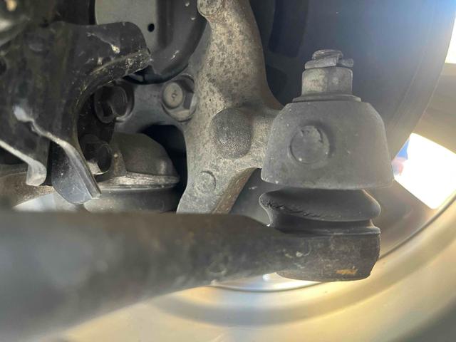 スカイライン ３７０ＧＴ　タイプＰ　ＥＴＣ　バックカメラ　オートクルーズコントロール　ＡＴ　オートライト　ＨＩＤ　スマートキー　電動格納ミラー　シートヒーター　アルミホイール　パワーシート　盗難防止システム　衝突安全ボディ　ＡＢＳ（67枚目）